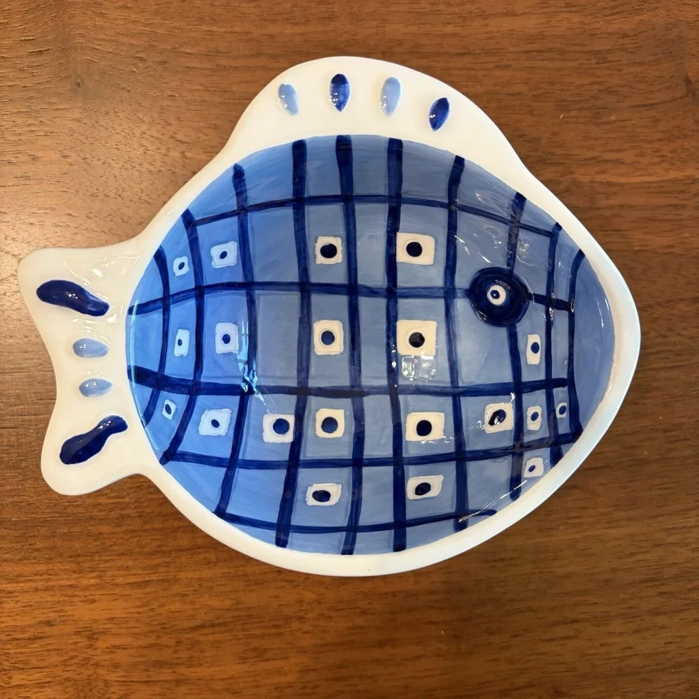 Crate & Barrel Snack Tray Condiment Bowl 4 Piece Set Blue Fish Ocean Coastal